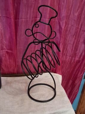 Black Wire Chef Bottle and Glass Holder - Decorative Kitchen Art